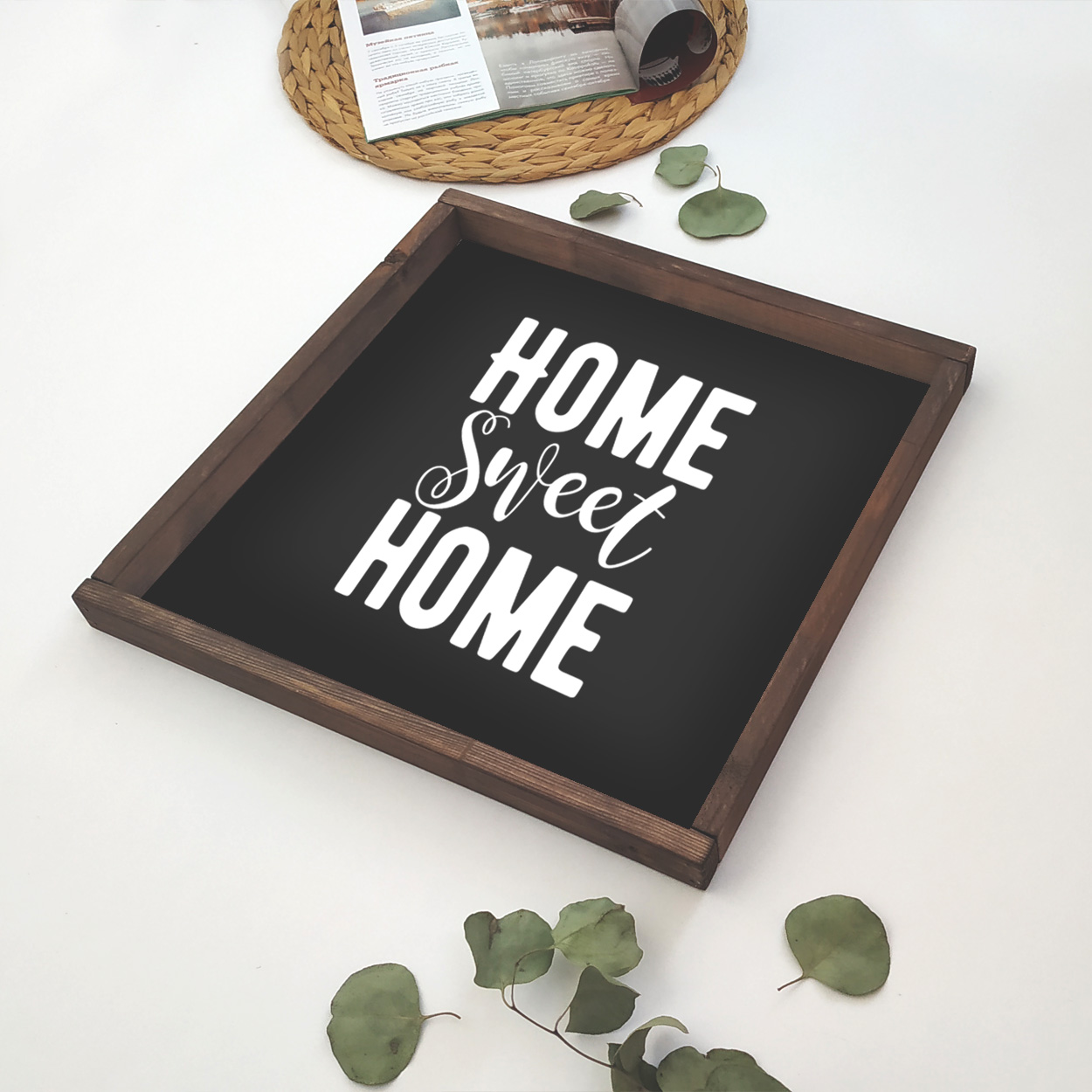 Квадратное панно с белой надписью HOME SWEET HOME - иллюстрация товара №4